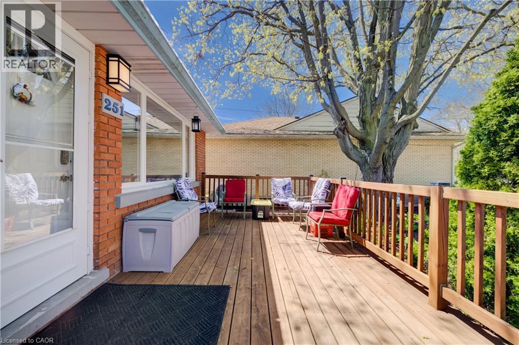 251 SHELDON Avenue N, Kitchener, Ontario, N2H3M9 — Photo 5