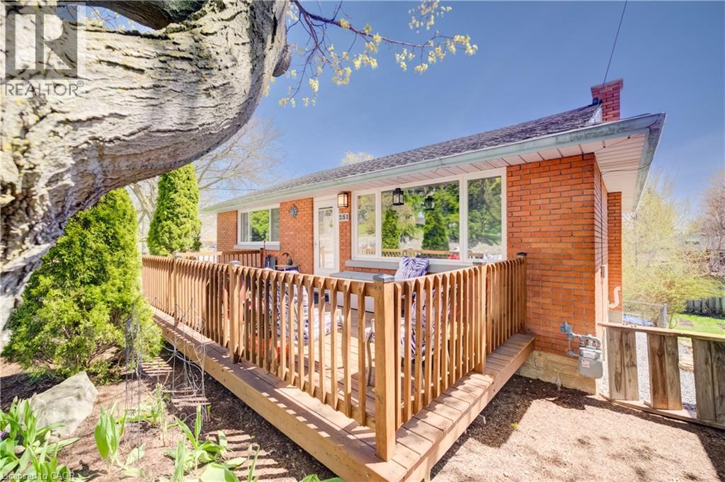 251 SHELDON Avenue N, Kitchener, Ontario, N2H3M9 — Photo 7
