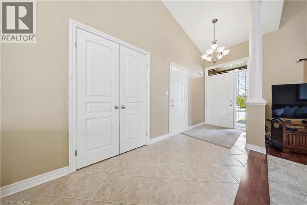 8684 MCGARRY Drive, Niagara Falls, Ontario, L2H3N7 — Photo 17
