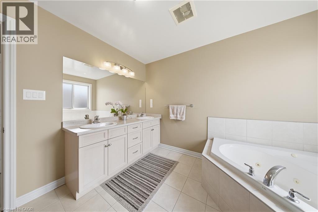 8684 MCGARRY Drive, Niagara Falls, Ontario, L2H3N7 — Photo 45