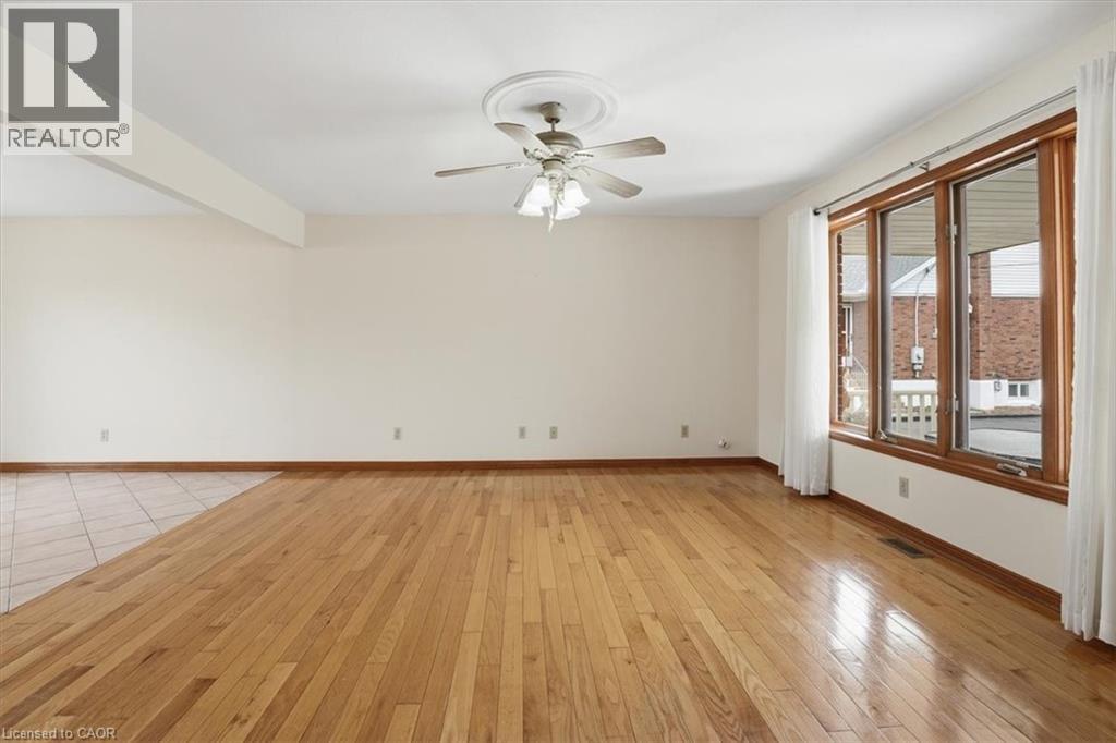 603 BUNTING Road, St. Catharines, Ontario, L2M2Z9 — Photo 4
