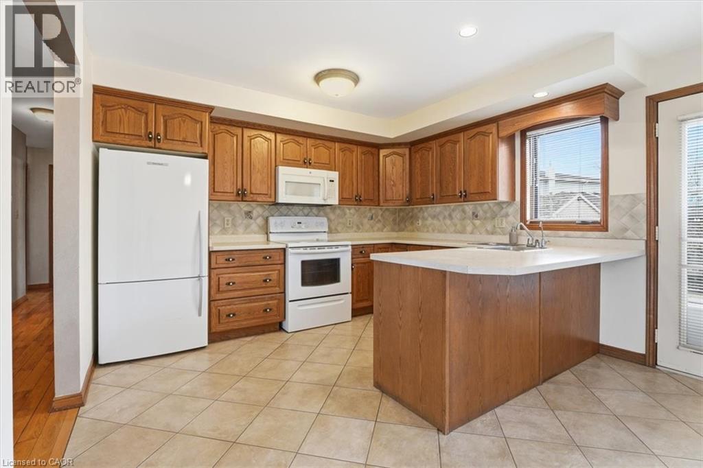 603 BUNTING Road, St. Catharines, Ontario, L2M2Z9 — Photo 9