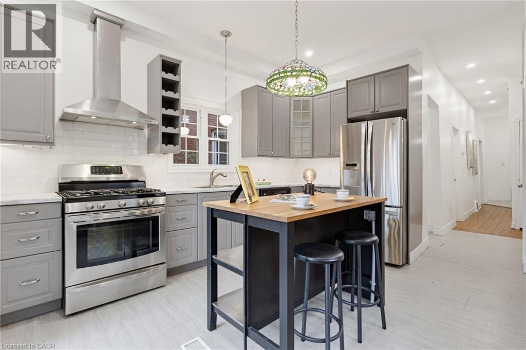 42 ERIE Avenue, Hamilton, Ontario, L8N2W6 — Photo 6