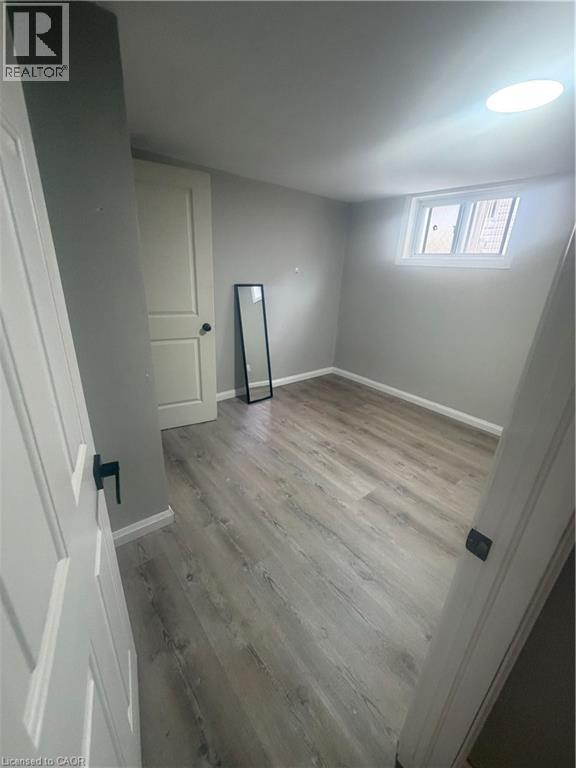 10 TERRACE Drive Unit# LOWER, Hamilton, Ontario, L9A2Y6 — Photo 4