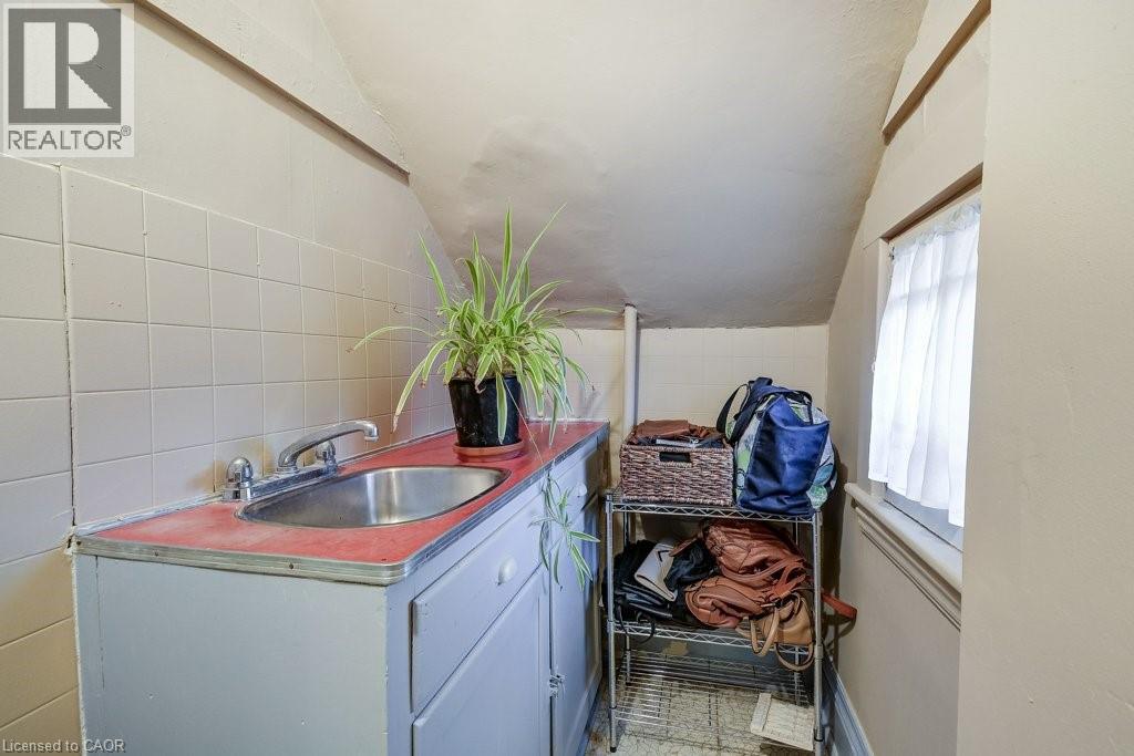 46 SHERMAN Avenue S, Hamilton, Ontario, L8M2P4 — Photo 25