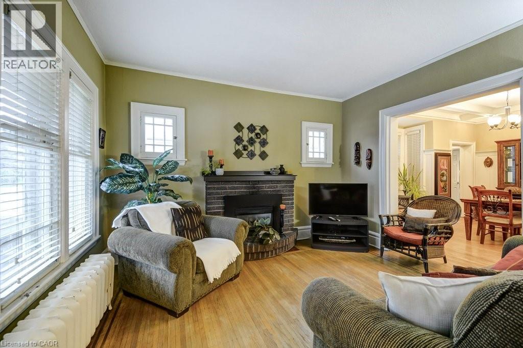 46 SHERMAN Avenue S, Hamilton, Ontario, L8M2P4 — Photo 6