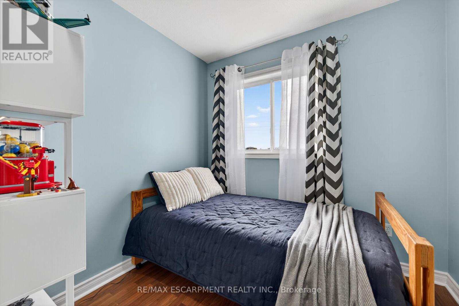 33 VOYAGER PASS, Hamilton (Binbrook), Ontario, L0R1C0 — Photo 26