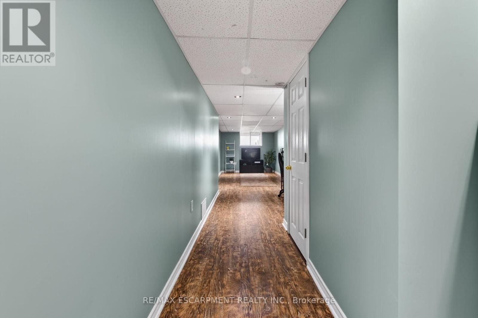 33 VOYAGER PASS, Hamilton (Binbrook), Ontario, L0R1C0 — Photo 37
