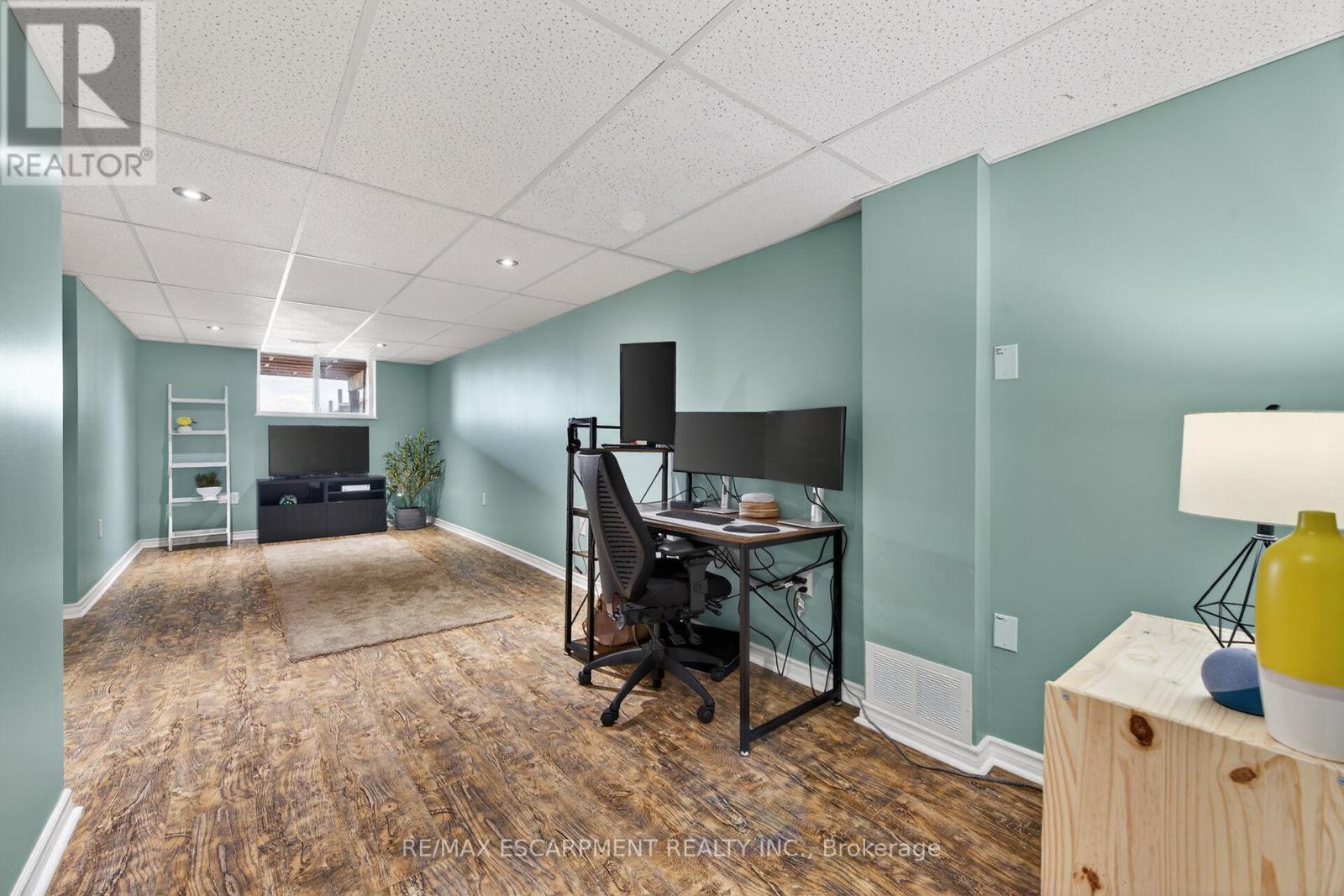 33 VOYAGER PASS, Hamilton (Binbrook), Ontario, L0R1C0 — Photo 38