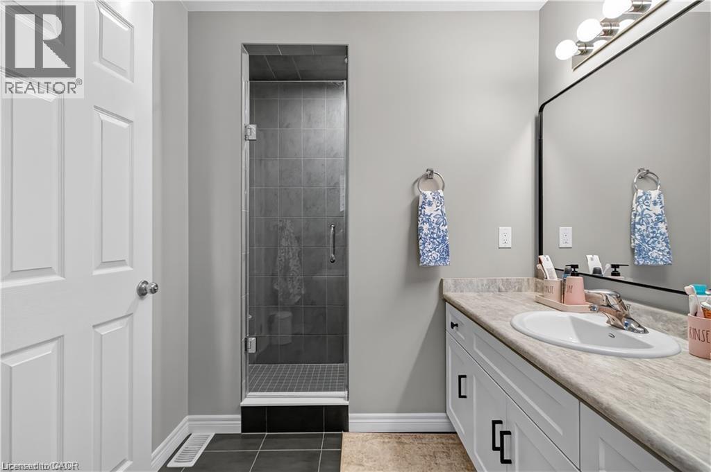 39 EVERTON Drive, Guelph, Ontario, N1E0R9 — Photo 45