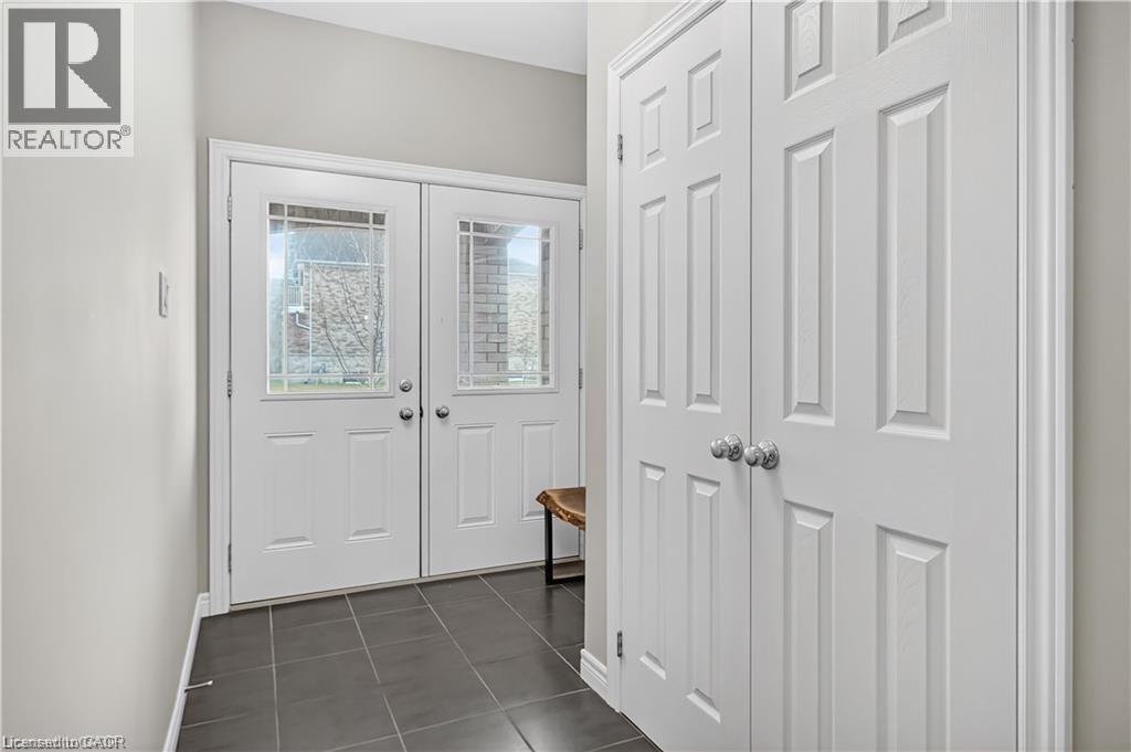 39 EVERTON Drive, Guelph, Ontario, N1E0R9 — Photo 8