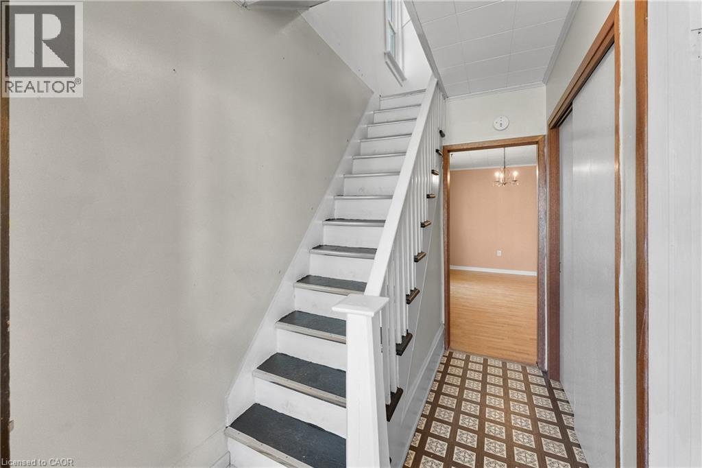 105 BALD Street, Welland, Ontario, L3C5C2 — Photo 7