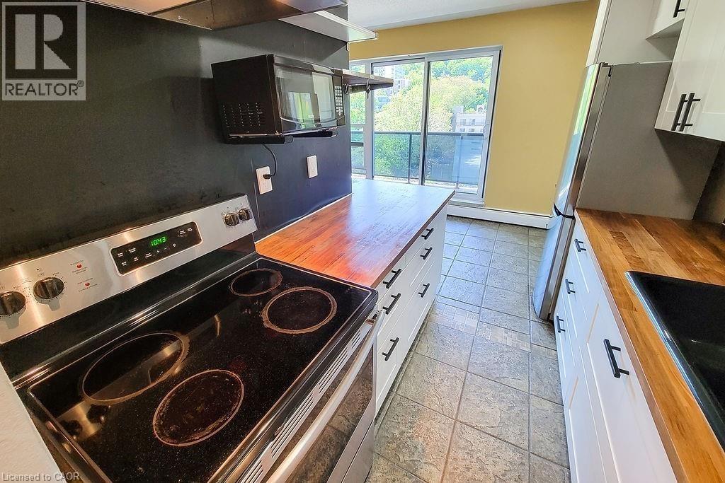 81 CHARLTON Avenue E Unit# 905, Hamilton, Ontario, L8N1Y7 — Photo 16