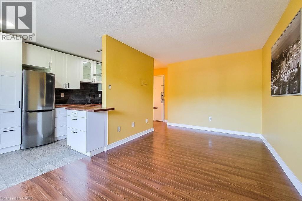 81 CHARLTON Avenue E Unit# 905, Hamilton, Ontario, L8N1Y7 — Photo 6