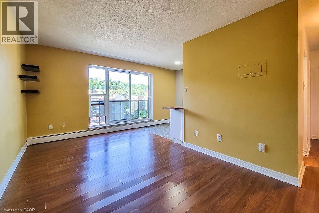 81 CHARLTON Avenue E Unit# 905, Hamilton, Ontario, L8N1Y7 — Photo 4