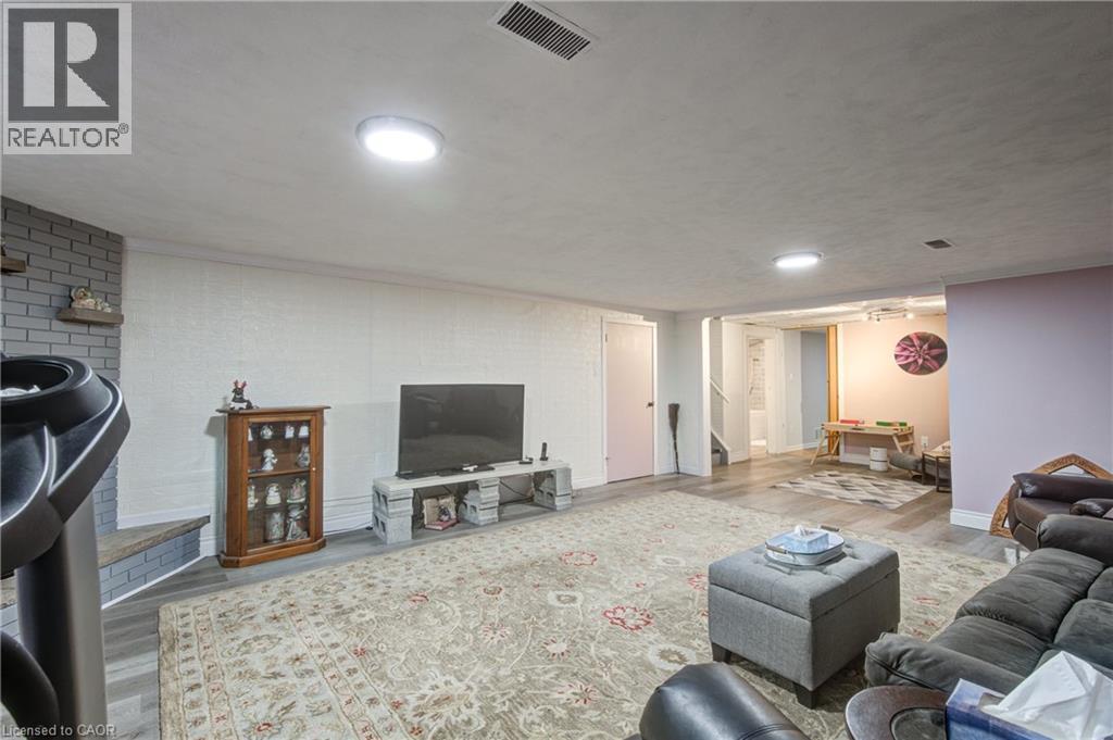 186 SHUH Avenue, Kitchener, Ontario, N2A1H6 — Photo 31