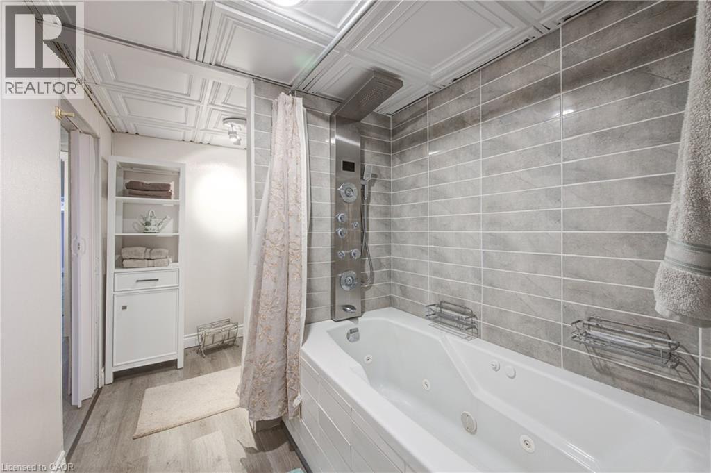 186 SHUH Avenue, Kitchener, Ontario, N2A1H6 — Photo 35