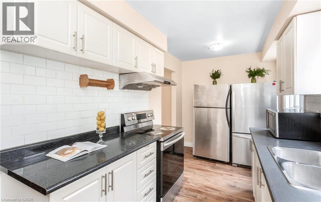 501 GLENELM Crescent, Waterloo, Ontario, N2L5C7 — Photo 19