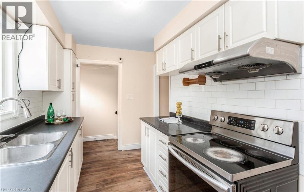 501 GLENELM Crescent, Waterloo, Ontario, N2L5C7 — Photo 23