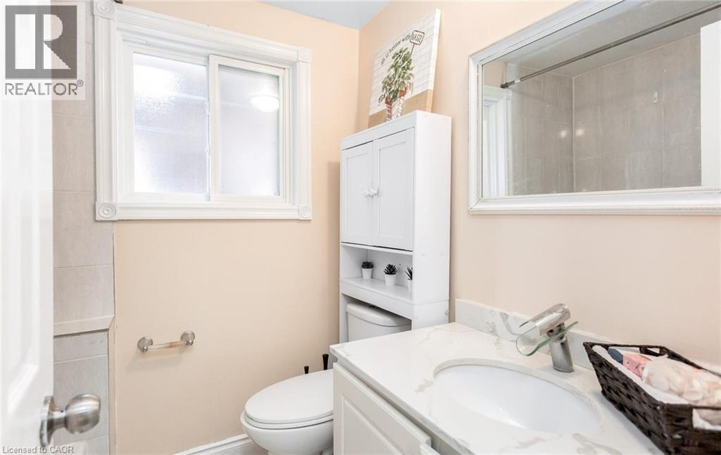 501 GLENELM Crescent, Waterloo, Ontario, N2L5C7 — Photo 34