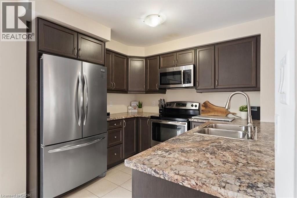31 MAYLAND Trail, Stoney Creek, Ontario, L8J0G4 — Photo 11