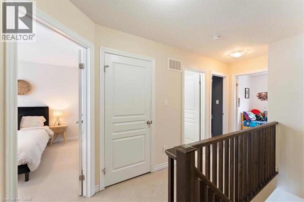 31 MAYLAND Trail, Stoney Creek, Ontario, L8J0G4 — Photo 22