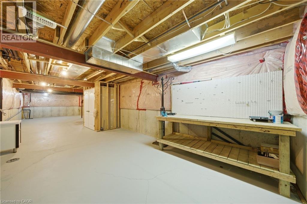 46 MANITOULIN Trail, Hamilton, Ontario, L9B2X8 — Photo 24