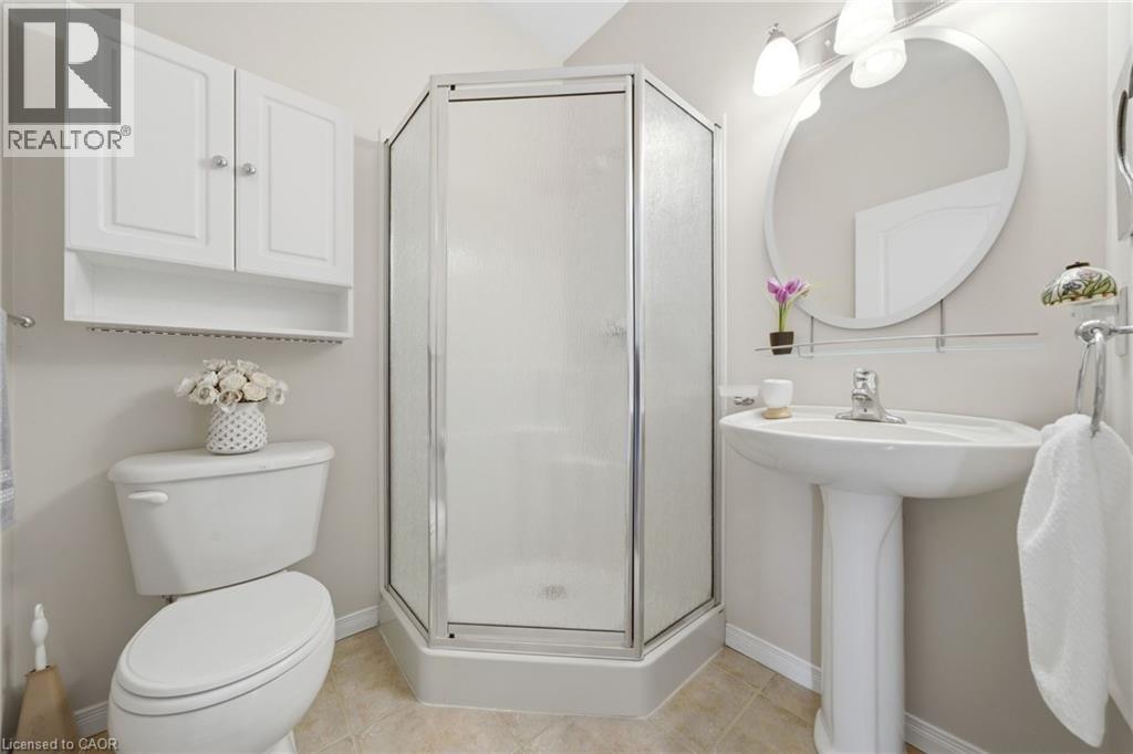46 MANITOULIN Trail, Hamilton, Ontario, L9B2X8 — Photo 6