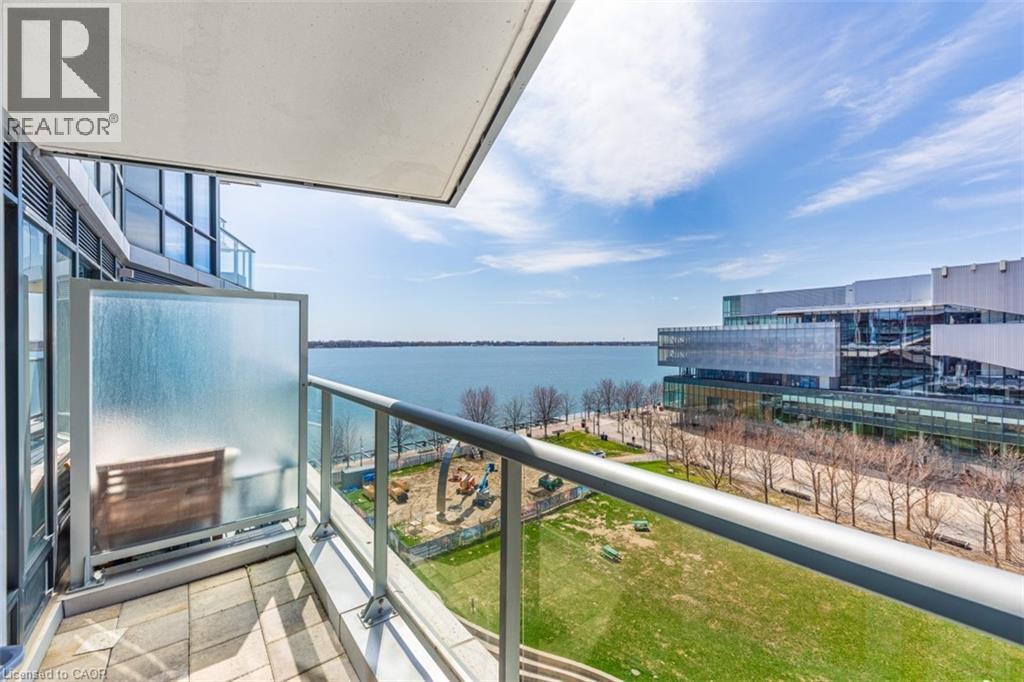 15 MERCHANTS' Wharf, Toronto, Ontario, M5A0N8 — Photo 26