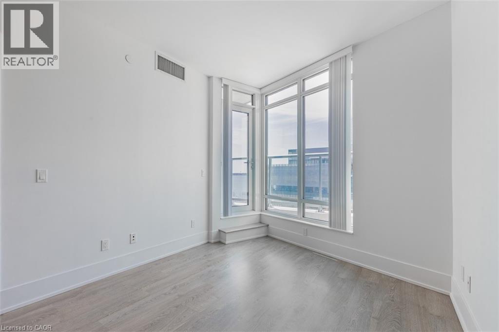 15 MERCHANTS' Wharf, Toronto, Ontario, M5A0N8 — Photo 8