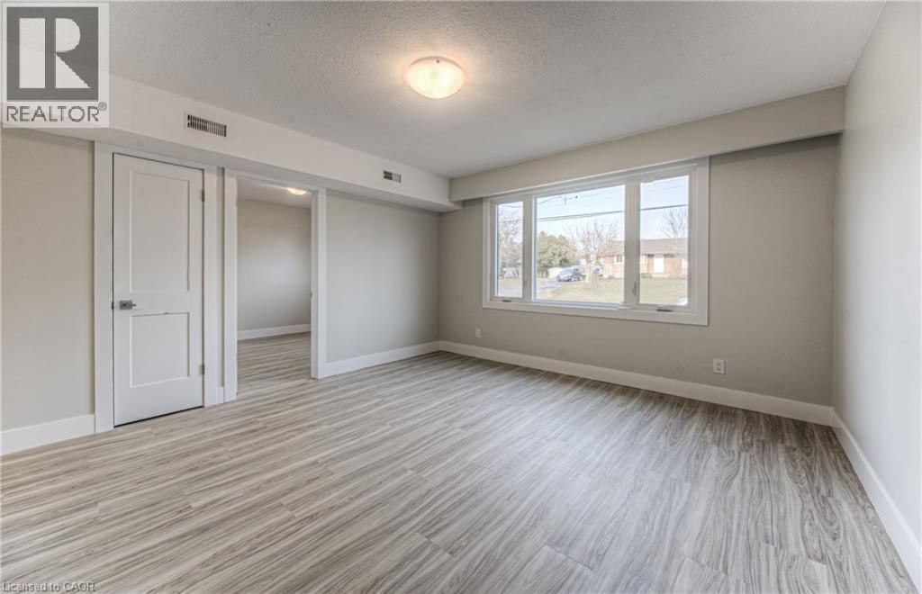 40 DANIEL Avenue Unit# 2, Kitchener, Ontario, N2K2E9 — Photo 17