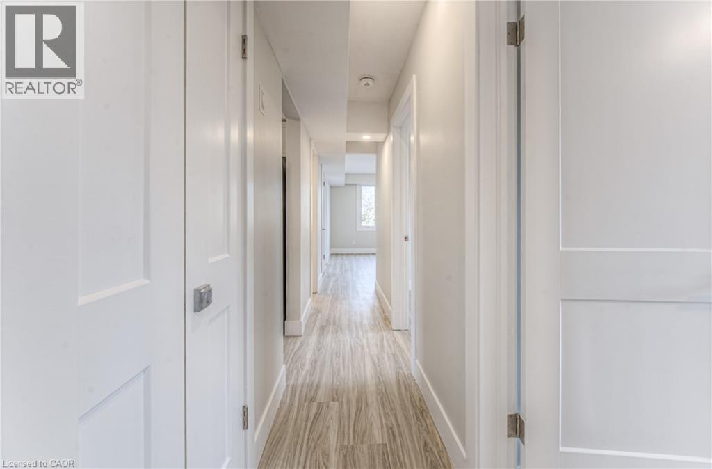 40 DANIEL Avenue Unit# 2, Kitchener, Ontario, N2K2E9 — Photo 5