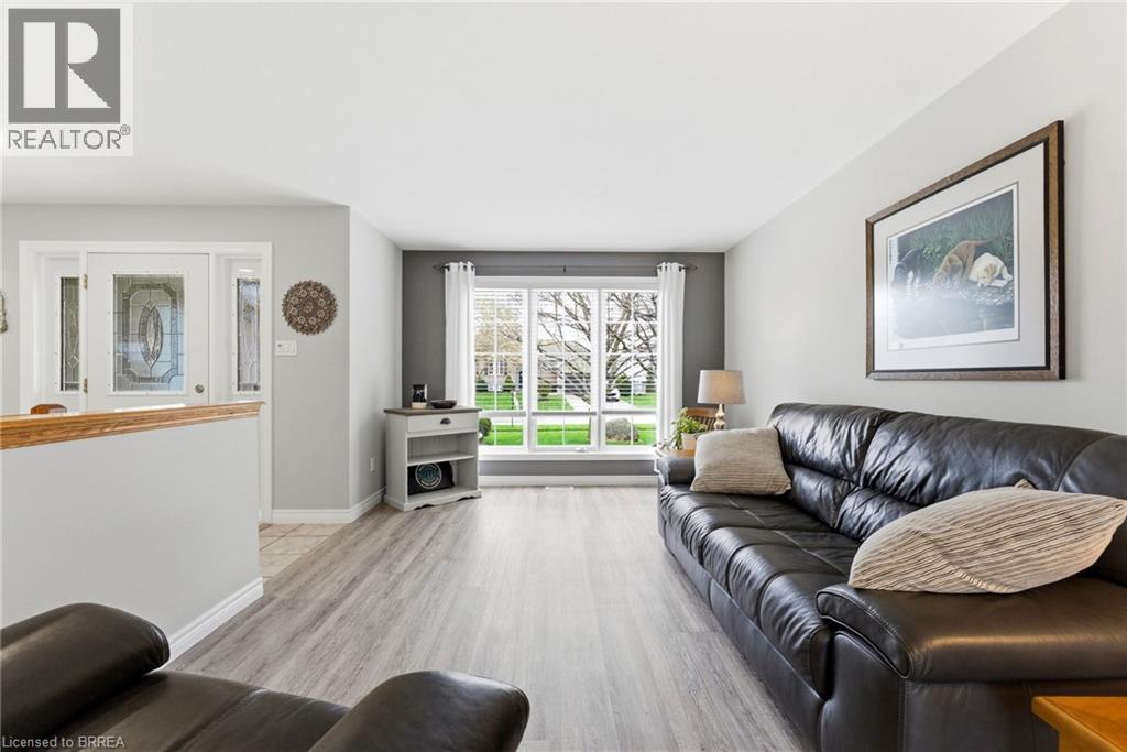 33 MARGARET Drive, St. George, Ontario, N0E1N0 — Photo 8