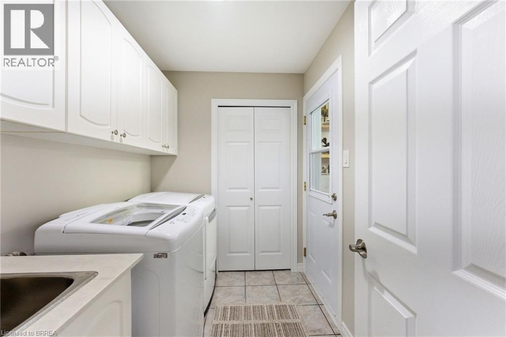 33 MARGARET Drive, St. George, Ontario, N0E1N0 — Photo 9