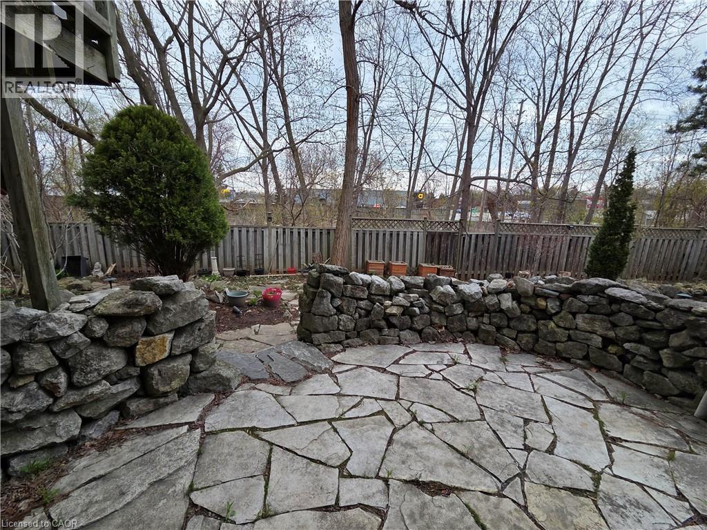 696 PENNY Lane Unit# Lower, Burlington, Ontario, L7T4J1 — Photo 14