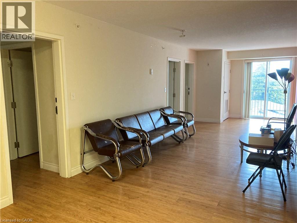 392 ALBERT Street Unit# 302, Waterloo, Ontario, N2L3V1 — Photo 10
