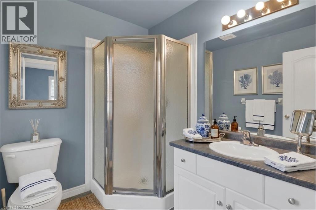 60 CLOVERLEAF Drive Unit# 43, Ancaster, Ontario, L9K1S8 — Photo 3