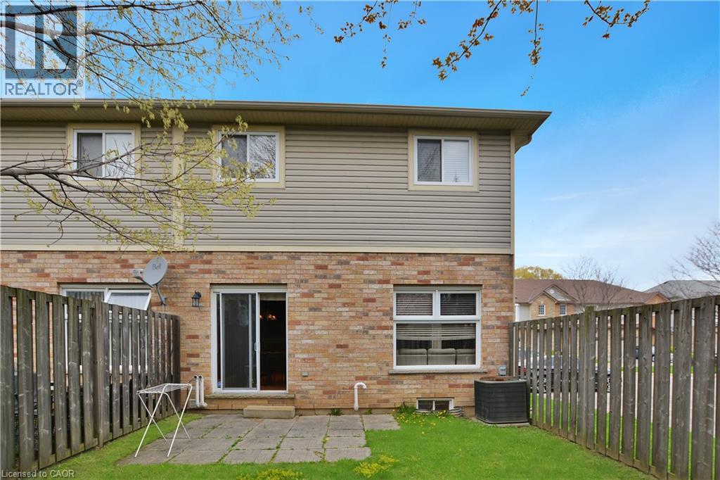 60 CLOVERLEAF Drive Unit# 43, Ancaster, Ontario, L9K1S8 — Photo 8