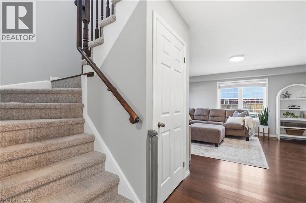 3 CLEGHORN Drive, Binbrook, Ontario, L0R1C0 — Photo 16