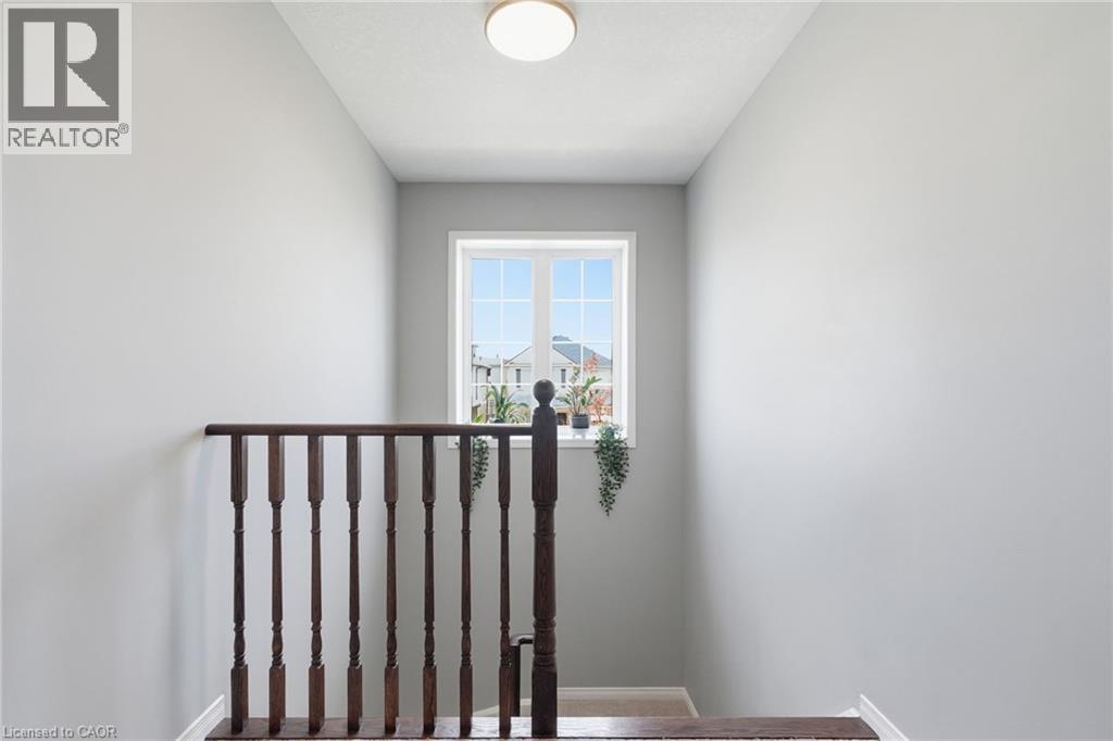 3 CLEGHORN Drive, Binbrook, Ontario, L0R1C0 — Photo 17