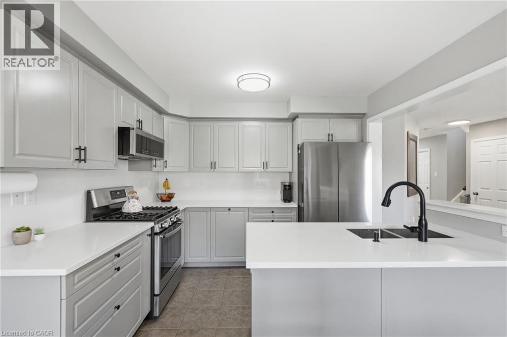 3 CLEGHORN Drive, Binbrook, Ontario, L0R1C0 — Photo 7