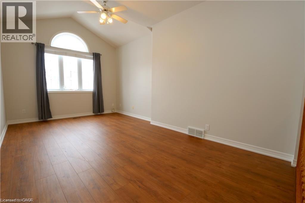 448-A HARBOUR VIEW Crescent, Waterloo, Ontario, N2K4A3 — Photo 11