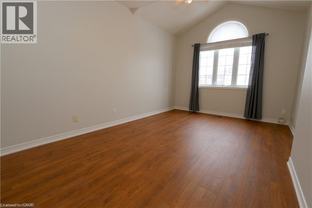 448-A HARBOUR VIEW Crescent, Waterloo, Ontario, N2K4A3 — Photo 12