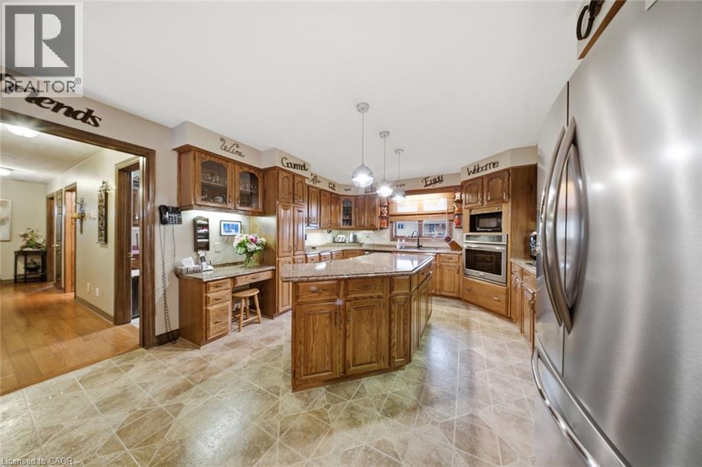 2 VIOLA Court, Delhi, Ontario, N4B3C9 — Photo 9