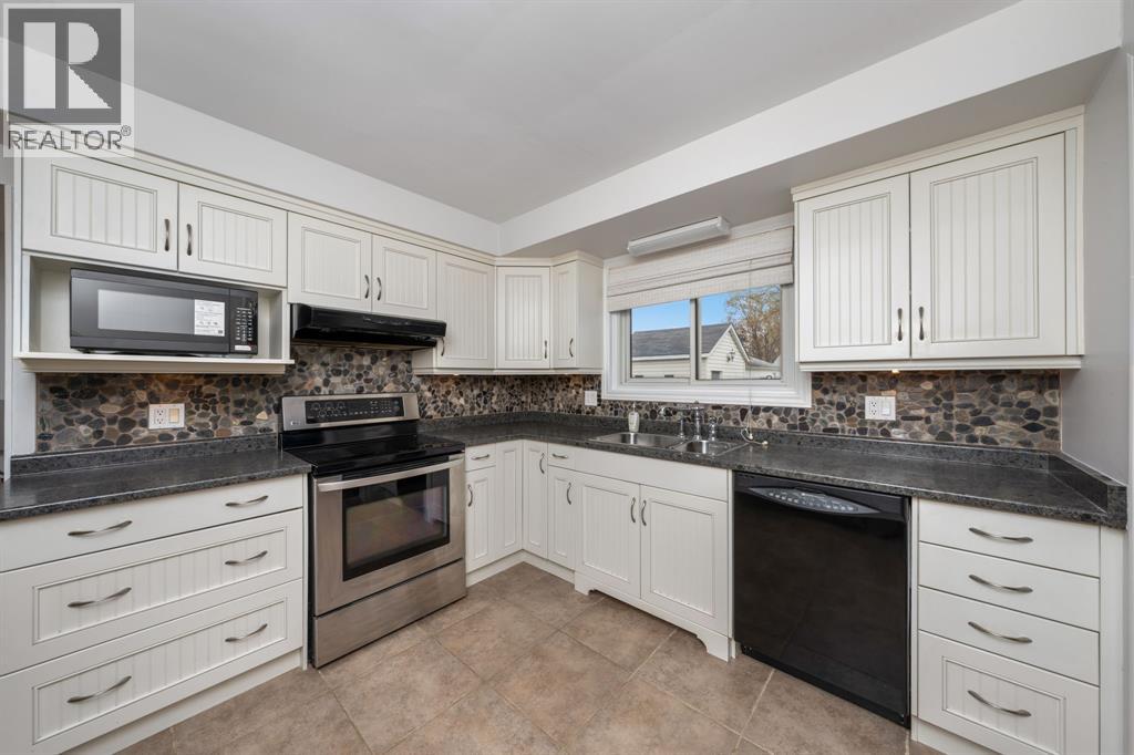 284 ARGYLE STREET, St Clair, Ontario, N0N1G0 — Photo 13