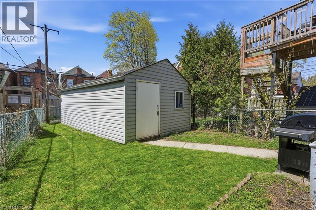 224 BALSAM Avenue S, Hamilton, Ontario, L8M3C1 — Photo 33