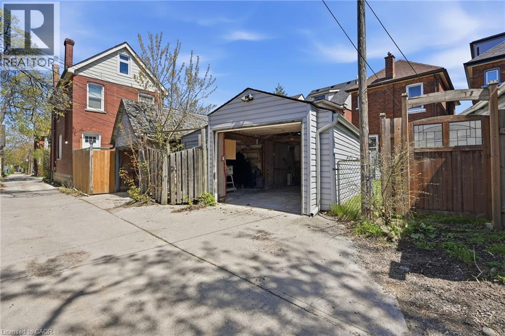 224 BALSAM Avenue S, Hamilton, Ontario, L8M3C1 — Photo 36