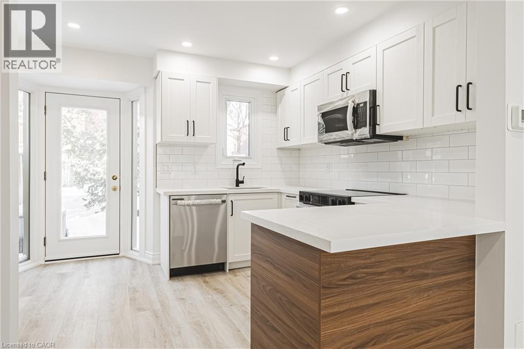 895 MAPLE Avenue Unit# 101, Burlington, Ontario, L7S2H7 — Photo 14