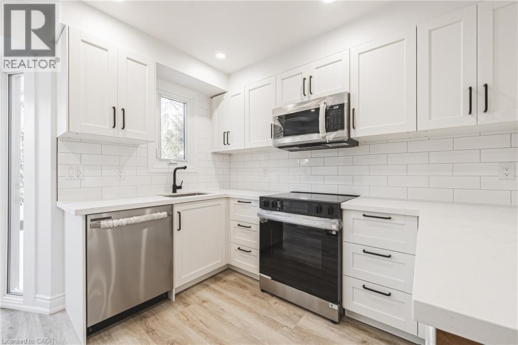 895 MAPLE Avenue Unit# 101, Burlington, Ontario, L7S2H7 — Photo 15