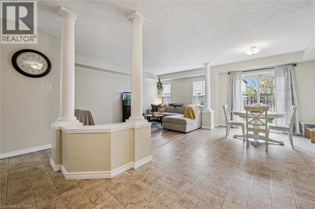 51 CANNES Street, Kitchener, Ontario, N2R1V1 — Photo 13